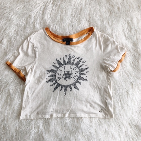 PacSun Tops - Pacsun/Kendall & Kylie Cropped Tee